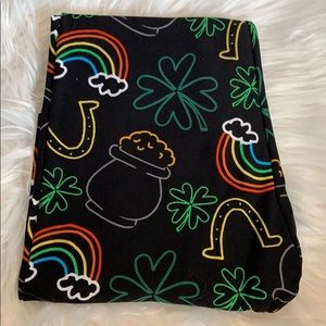 Lularoe St. Patrick’s Day leggings OS